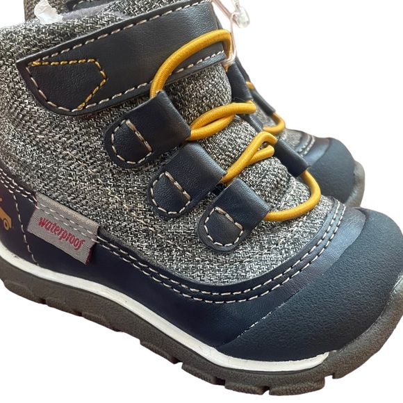 NWT Toddler SEE KAI RUN  Sam Waterproof Hiking Boots Sz 4 - Picture 2 of 6
